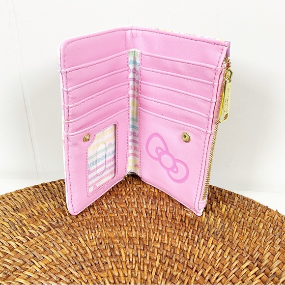 Loungefly X Hello Kitty Kawaii All-Over Print Wallet - Picture 3 of 3
